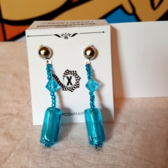 ⬇️ Turquoise Artisan Beaded Dangling Earrings - Picture 2 of 2